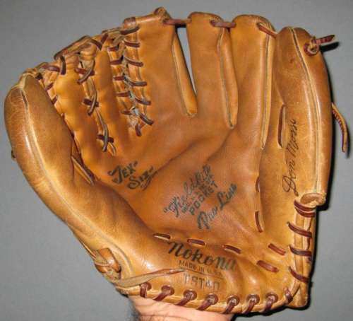 Don Mossi Nokona TST40 Front