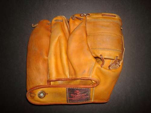 Forrest Spook Jacobs Nokona 3F9 Back