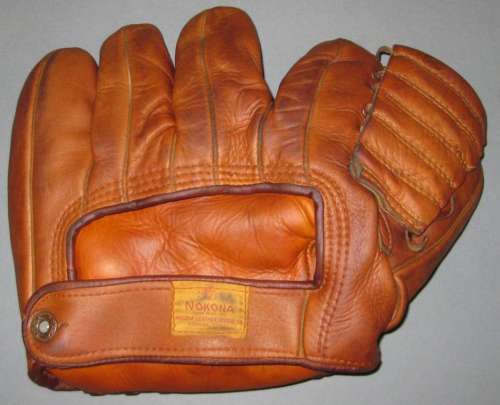 Howard Pollett Nokona G51 Back