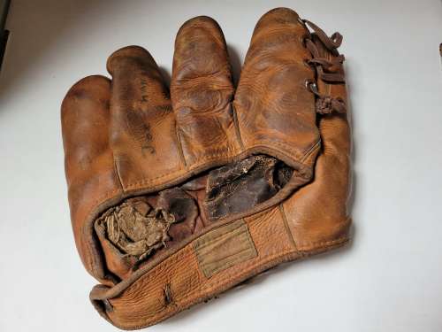 Jelly SoRelle Nokona G11 Back