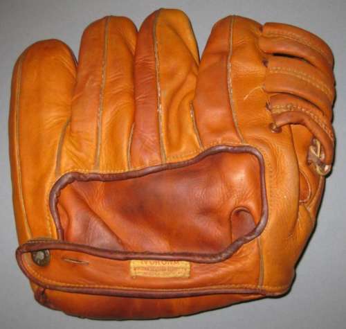 Joff Cross Nokona G33 Back