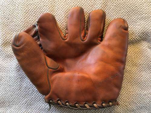 Joff Cross Nokona G33 Front 2