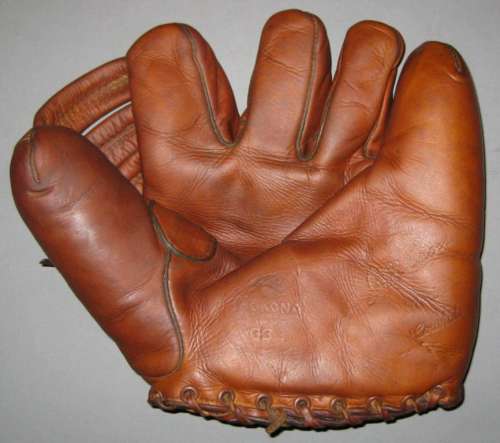 Joff Cross Nokona G33 Front