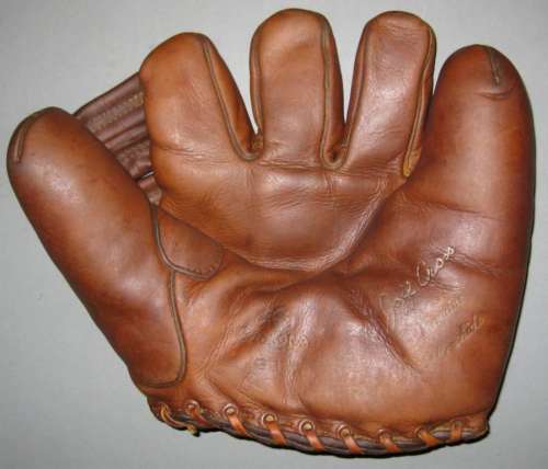 Joff Cross Nokona G33 Front