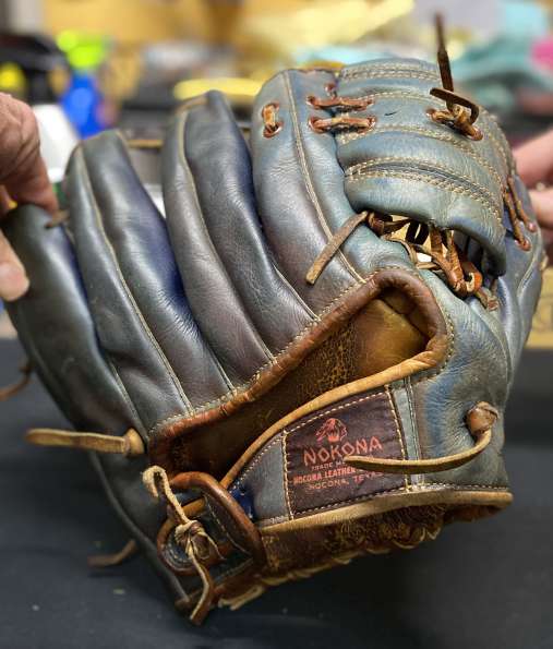Nokona ES Back Nokona Baseball Glove Collector Gallery Baseball