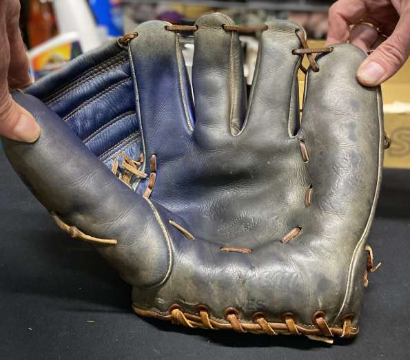 Nokona ES Front Nokona Baseball Glove Collector Gallery Baseball