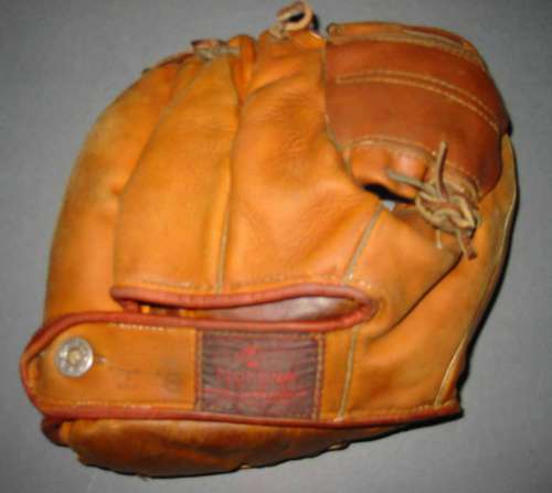 Ray Moore Nokona J111 Back