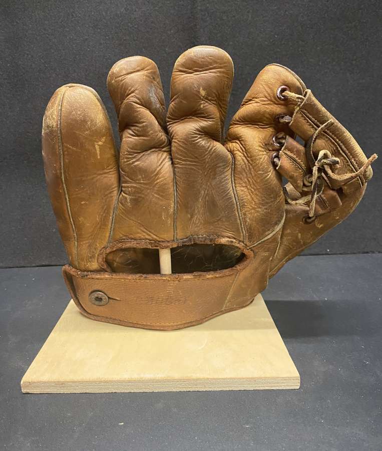 Dizzy Trout OK Back OK Baseball Glove Collector Gallery Baseball Glove Collector