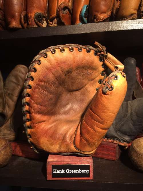 Hank Greenberg OK Basemitt Front