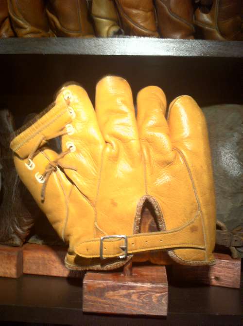 Lonny Frey OK 147 Lefty Back