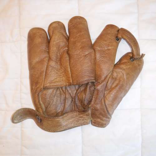 Red Worthington Ol' Reliale Back