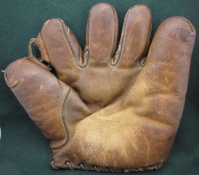 Al Simmons Smith Bros. Hardware 15 Front