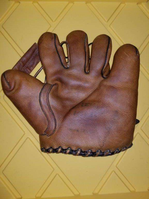 Chas. Gehringer Front