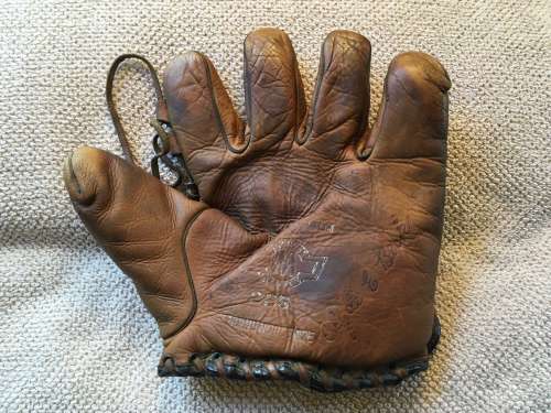 Clyde E. Beck M 225 Front