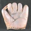 Kneppers Sporting Goods Glove Front