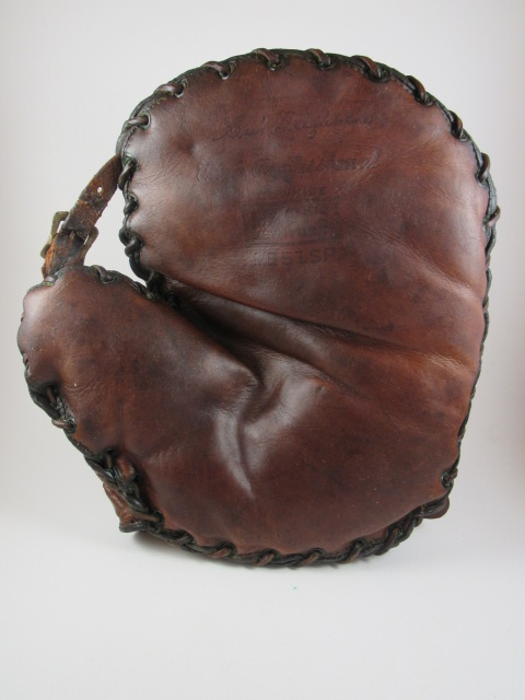 Gus Wrightstone Macys Basemitt Front