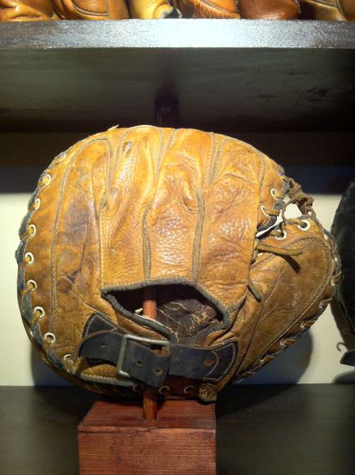 Mickey Cochrane Catchers Mitt Back