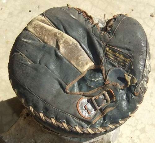 Schmelzer Arms Catchers Mitt Back