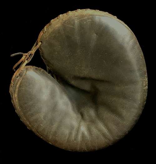 Western Sporting Goods Catchers Mitt Front