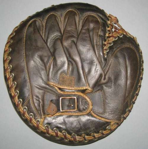 Wishart Catchers Mitt Back