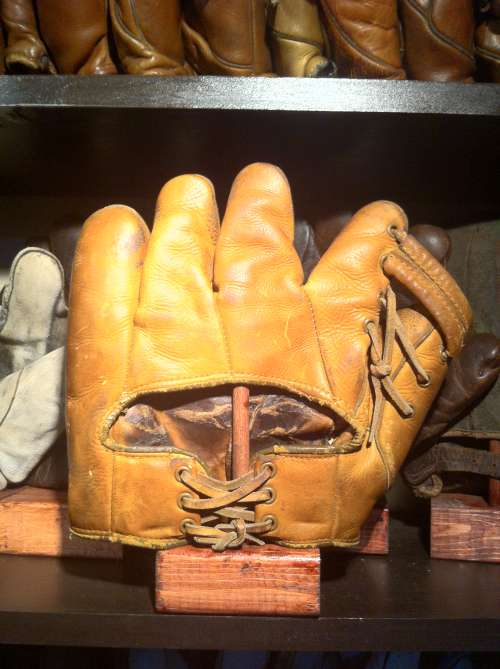 Walter Cazen 470 Back