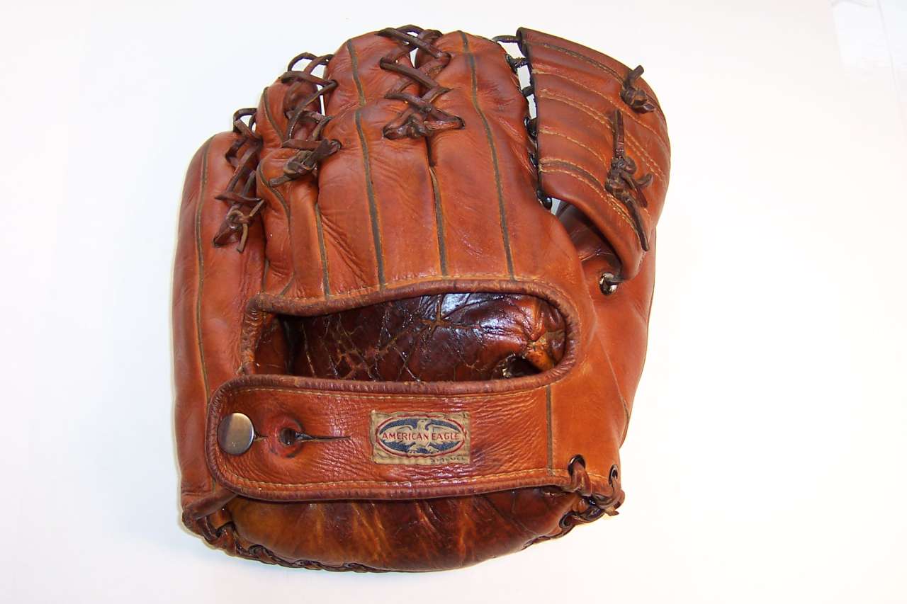 Warren Spahn American Eagle 7024 Back Other Manufacturers Baseball