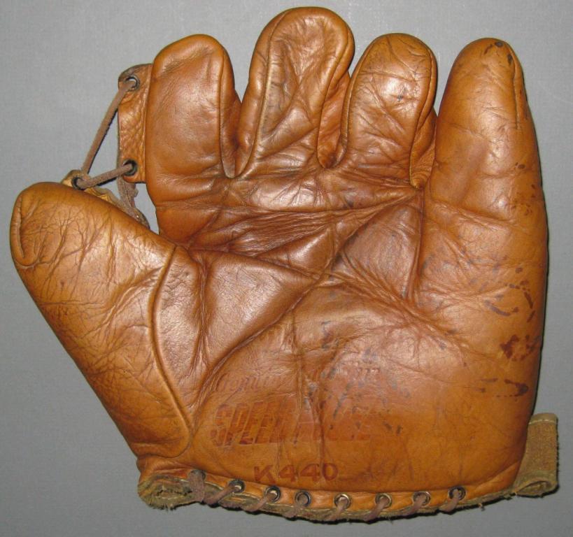 Pennant K440 Speed Model Front Pennant Baseball Glove Collector