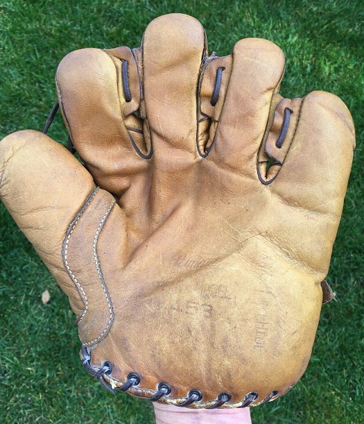 Pennant bed Finger Front Pennant Baseball Glove Collector Gallery Baseball Glove Collector