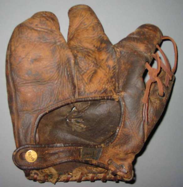 Patched Pocket Back Pre War 3 Fingers Baseball Glove Collector Gallery Baseball Glove