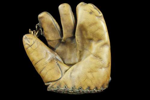 Carl Mays Goldsmith 68 3 Finger Front