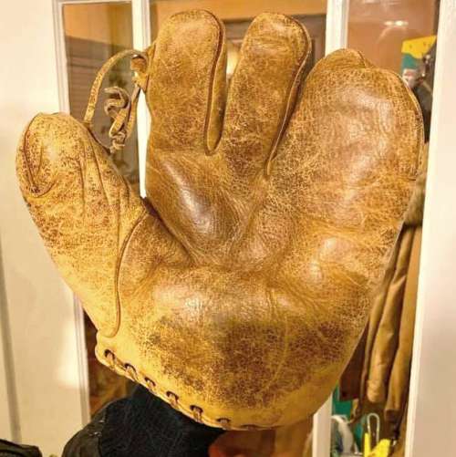 Walter Lutzke D&M G75S Three Finger Front