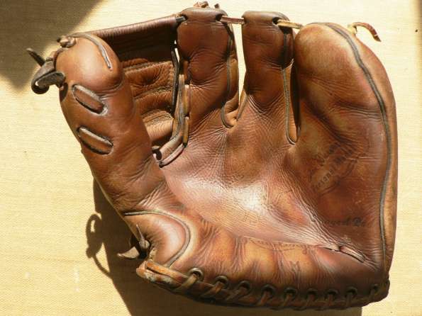 Stan Musial Rawlings PM 2 Front