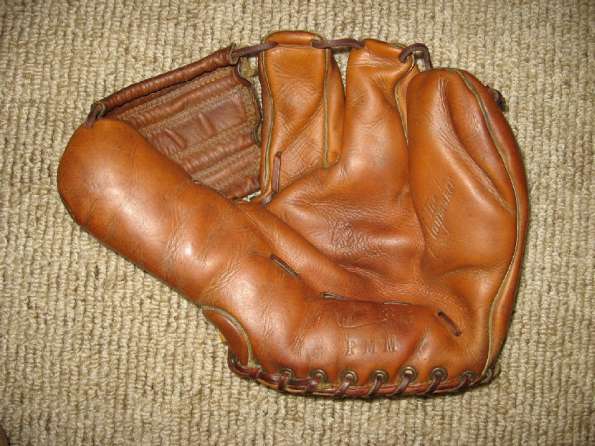 Stan Musial Rawlings PMM Front