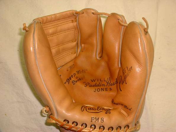 Willie Puddin' Head Jones Rawlings PM8 Front