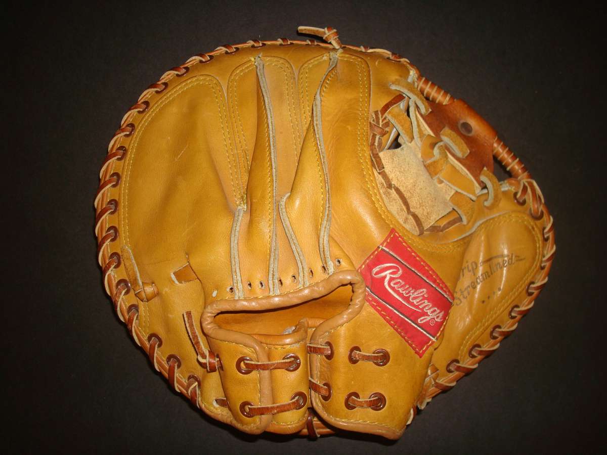 Ted Simmons Rawlings HOH X Back Catchers Mitts Rawlings Baseball
