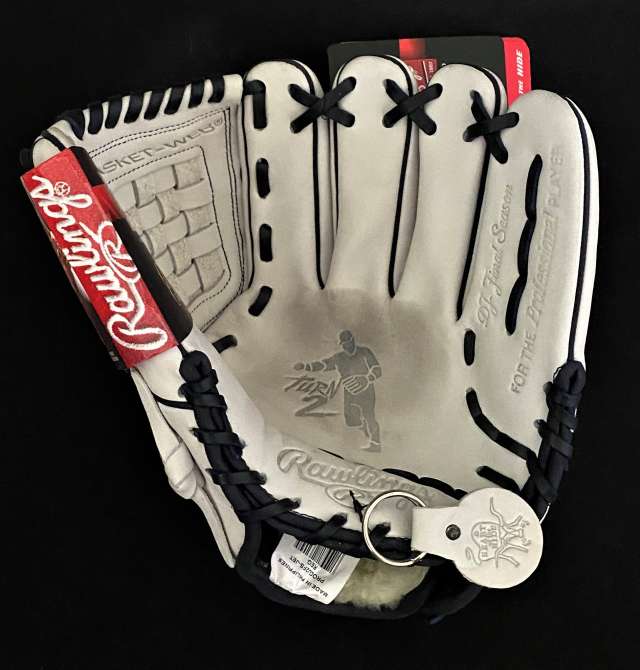 Derek Jeter Rawlings PRODJ2FS-JET Limited Edition Final Season Model Front