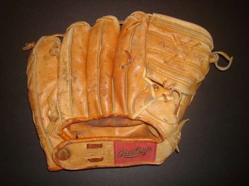 Eddie Mathews Rawlings EM Back