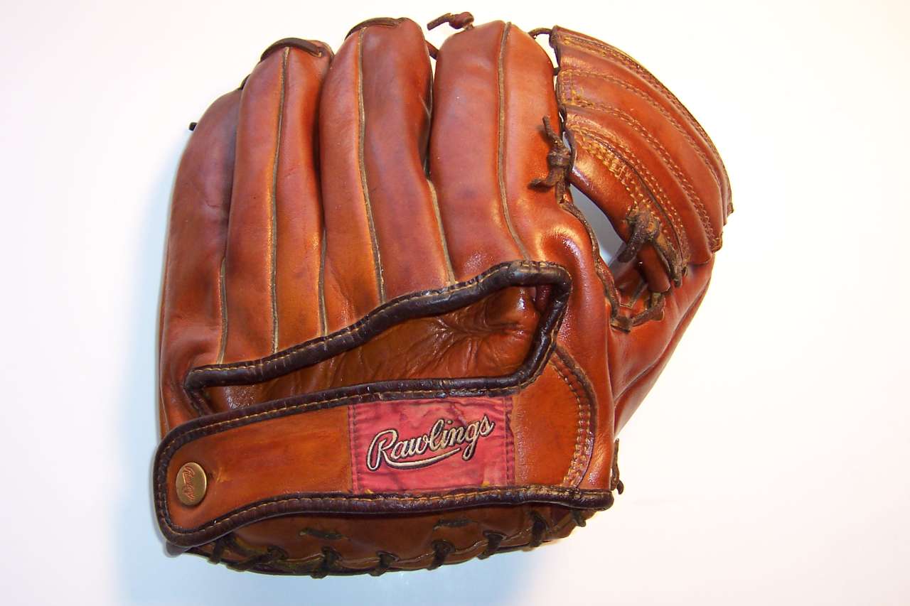 Lew Burdette Rawlings LB Back Rawlings Baseball Glove Collector