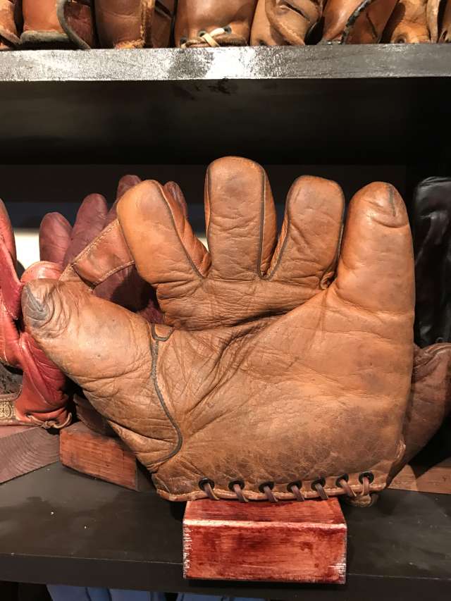 Rawlings 1 Inch Web Orange Front