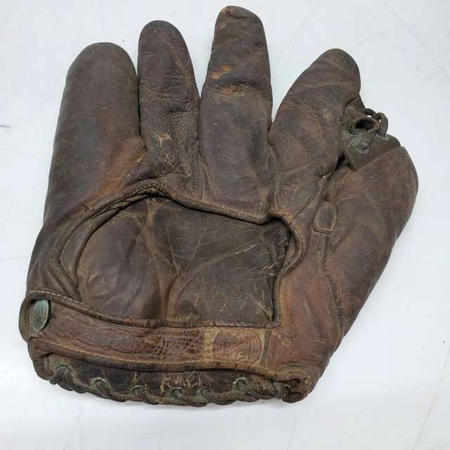 Rawlings B35 Back