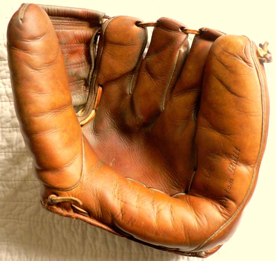 Red Rolfe Rawlings RR Front Rawlings Baseball Glove Collector