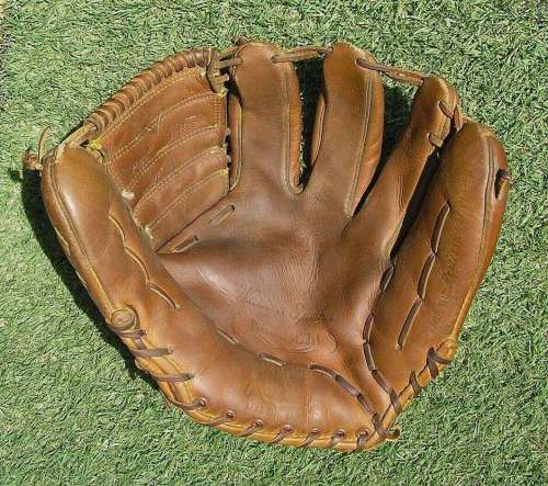 Warren Spahn Rawlings XPG3 Personal Model Front