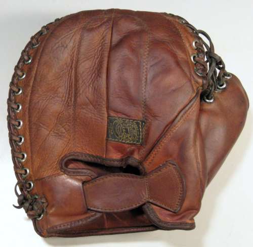 Reach 4X Basemitt Back