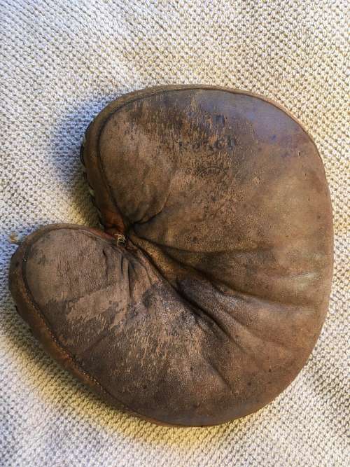 A.J. Reach Pillow Catchers Mitt Front