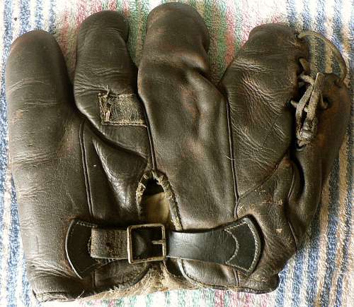 Pinky Higgins Reach Back