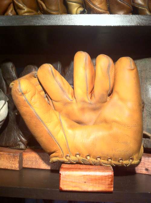 Walter Cazen Reach, Wright & Ditson 2523 Front