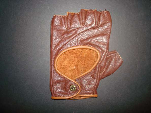 Vintage Baseball Factory Albert G. Spalding Fingerless Glove Back