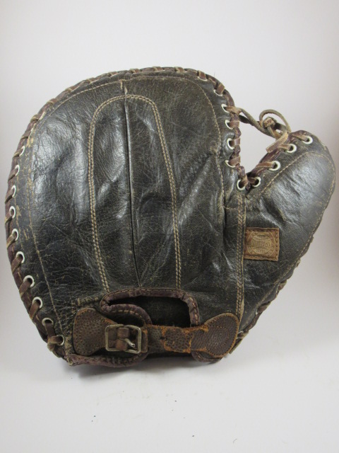 Spalding Basemitt Black Back