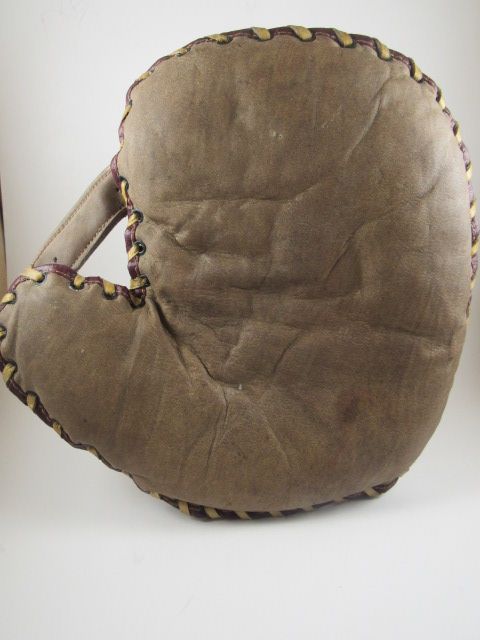 Spalding Basemitt Front