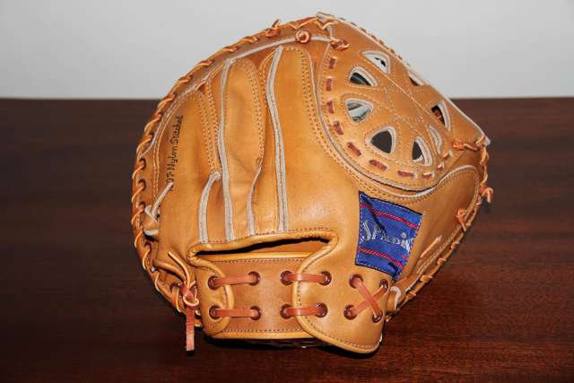 Joe Torre Spalding 42-777 Back